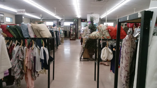 Thrift Store «Boysville Auxiliary Thrift», reviews and photos, 307 W Olmos Dr, San Antonio, TX 78212, USA