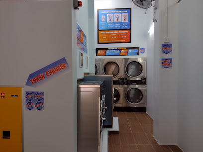Universal Laundry World ( Dobi Layan Diri Ppw, Tldm, Lumut, Perak )