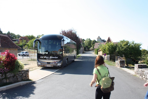 Agence de visites touristiques en bus Les Cars Charles Dun-les-Places