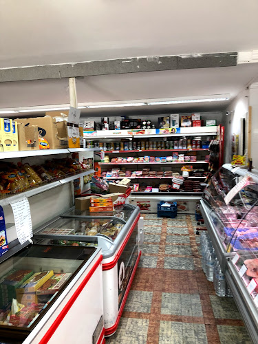 Rezensionen über Shaam Ug Supermarket in Riehen - Supermarkt
