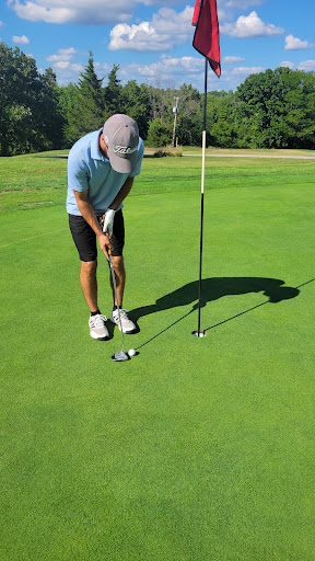 Golf Course «Teetering Rocks Golf Course», reviews and photos, 12040 E 86th St, Kansas City, MO 64138, USA