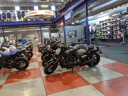 Motorcycle Dealer «RideNow Powersports Phoenix», reviews and photos, 17202 N Cave Creek Rd, Phoenix, AZ 85032, USA