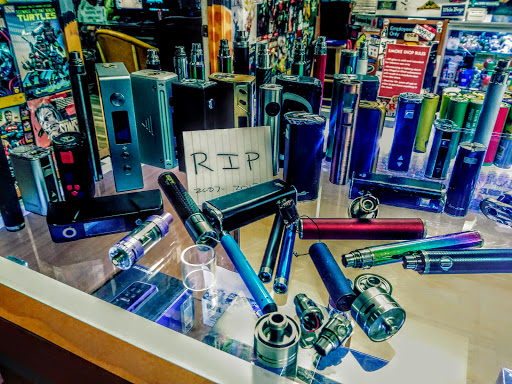 Vaporizer Store «Smoke Shop Inc - Vapor and Glass», reviews and photos, 4900 W Atlantic Blvd #5, Margate, FL 33063, USA