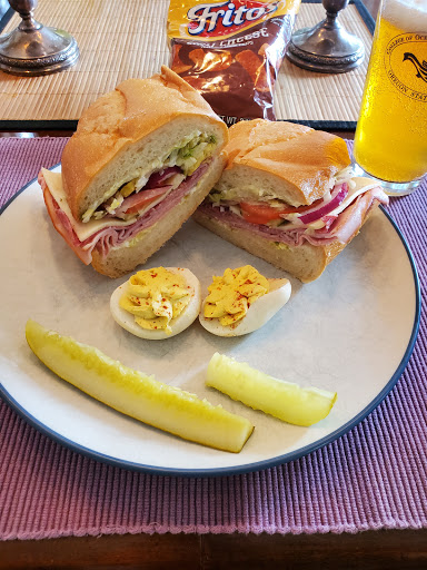 Liquor Store «Garden Liquors & Deli», reviews and photos, 1815 Soquel Dr, Santa Cruz, CA 95065, USA