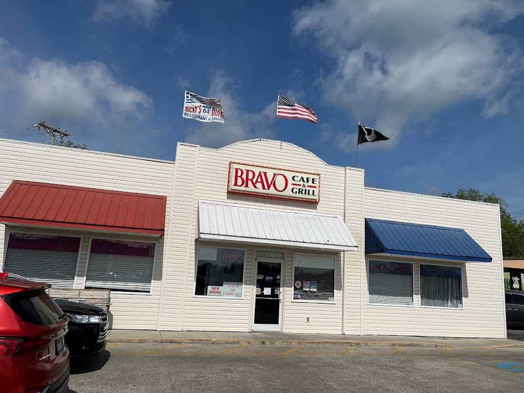 Bravo's Cafe & Grill 38501