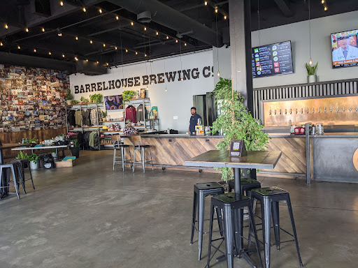 Shopping Mall «River Park Shopping Center», reviews and photos, 71 E Via la Plata, Fresno, CA 93720, USA