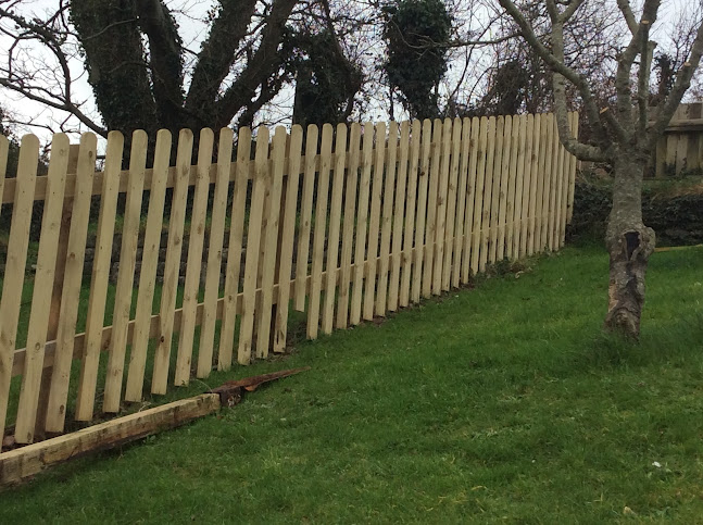 Createscape Landscaping & Fencing Services - Plymouth