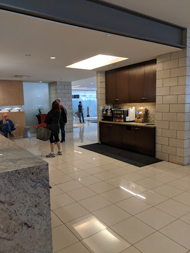 Lexus Dealer «Woodfield Lexus», reviews and photos, 350 E Golf Rd, Schaumburg, IL 60173, USA