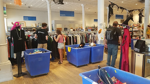 Thrift Store «Goodwill Denver - Broadway», reviews and photos, 21 S Broadway, Denver, CO 80209, USA