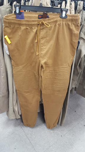 Discount Store «Factory 2-U (Fallas Discount Stores)», reviews and photos, 9691 Chapman Ave, Garden Grove, CA 92841, USA