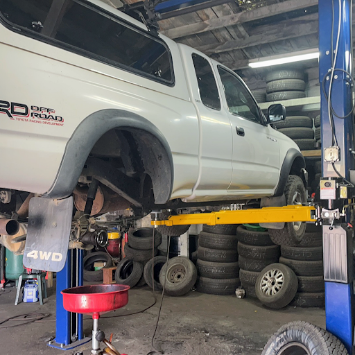 Auto Repair Shop «First Choice AUTO REPAIR & BRAKES», reviews and photos, 4101 M.L.K. Jr Way, Oakland, CA 94609, USA