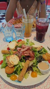 Salade César du Restaurant Holly's Diner à Puilboreau - n°1