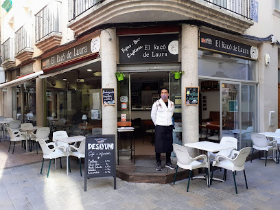 EL RACÓ DE LAURA - Carrer Theolongo Bacchio, 4, 17300 Blanes, Girona, Spain