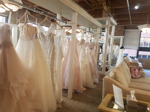 House of Brides Couture, 730 N Franklin St #300, Chicago, IL 60610, USA, 