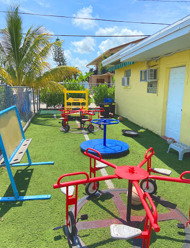 Day Care Center «A Family Child Care», reviews and photos, 4000 SW 19th St, Fort Lauderdale, FL 33317, USA