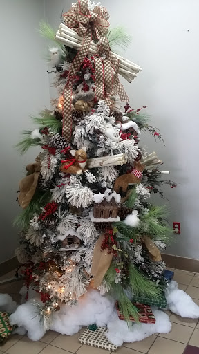 Outlet Mall «The Outlet Shoppes At Fremont», reviews and photos, 6245 N Old 27, Fremont, IN 46737, USA