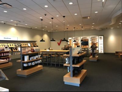 Cell Phone Store «Verizon», reviews and photos, 1959 Mallory Ln, Franklin, TN 37067, USA