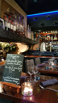 Atmosphère du Restaurant français Le Dauphin à Pau - n°11