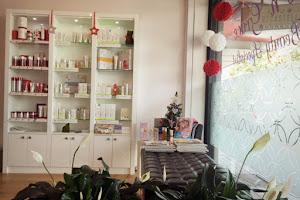 Glow & Grace Beauty Salon,Spa,Facials and Spray Tan