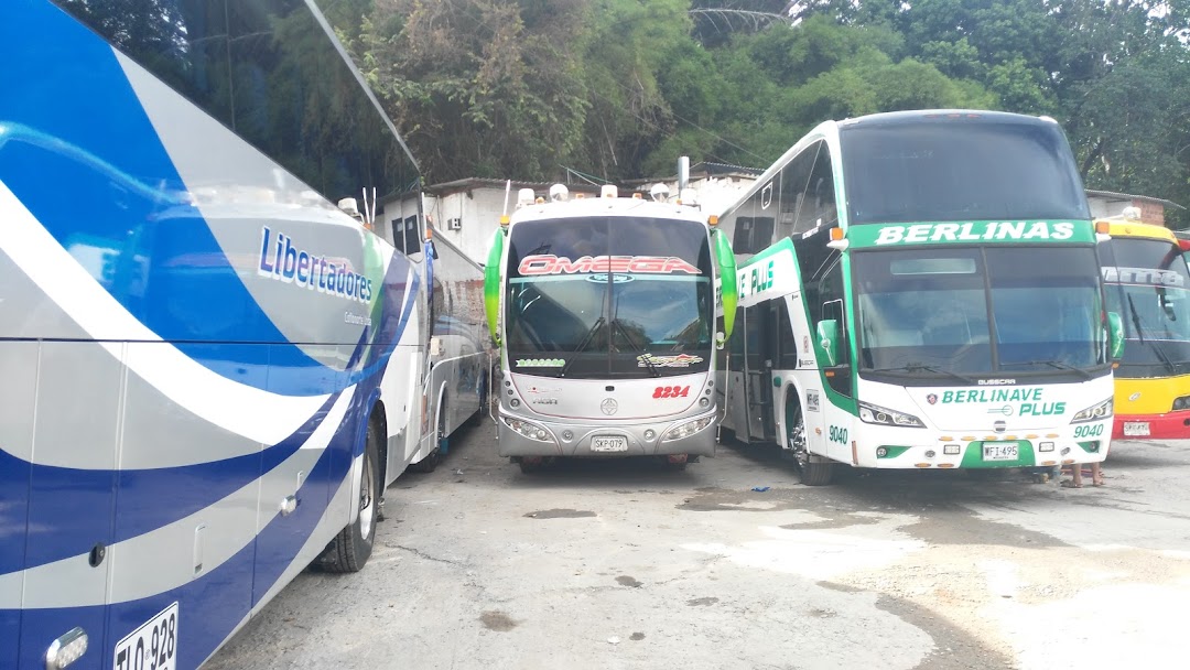 Estación de Servicio Terpel Autopista Girón