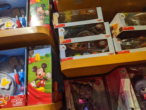 Toy Store «Disney Store», reviews and photos, 1961 Chain Bridge Rd, McLean, VA 22102, USA