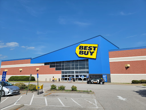 Electronics Store «Best Buy», reviews and photos, 5651 S Service Rd, St Peters, MO 63376, USA