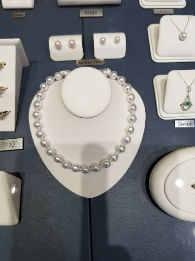 Jewelry Store «What On Earth», reviews and photos, 1727 W Lane Ave, Columbus, OH 43221, USA