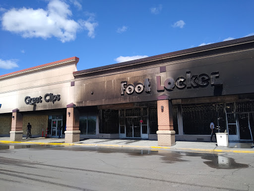 Shopping Mall «Midway Shopping Center», reviews and photos, 1562 University Ave W, St Paul, MN 55104, USA