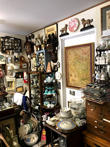 Carol's Antique Gallery