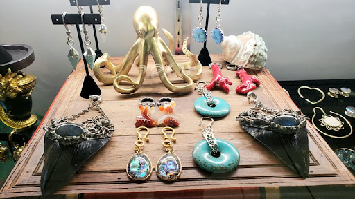 Tattoo Shop «Aztlan Arts Tattoo Studio», reviews and photos, 2354 Oates Dr, Dallas, TX 75228, USA