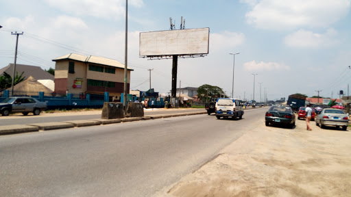 Nirvana Bar & Hotels, Along Airport Road, Rumputowu near Shell Pipeline, Port Harcourt, Nigeria, Seafood Restaurant, state Rivers