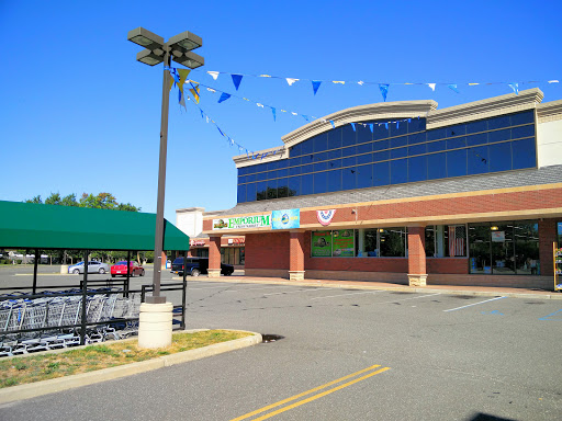 Grocery Store «Emporium Fresh Market», reviews and photos, 876 Connetquot Ave, Islip Terrace, NY 11752, USA