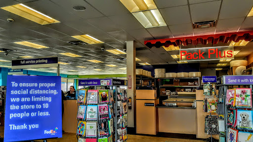 Print Shop «FedEx Office Print & Ship Center», reviews and photos, 6095 Magnolia Ave, Riverside, CA 92506, USA