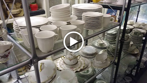 Thrift Store «Better Bargains Thrift Store», reviews and photos, 10209 NE Sandy Blvd, Portland, OR 97220, USA