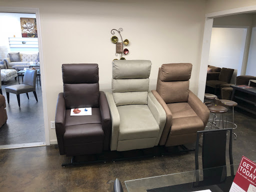 Discount Store «Colfax Discount Store», reviews and photos, 1116 E Mountain St, Kernersville, NC 27284, USA