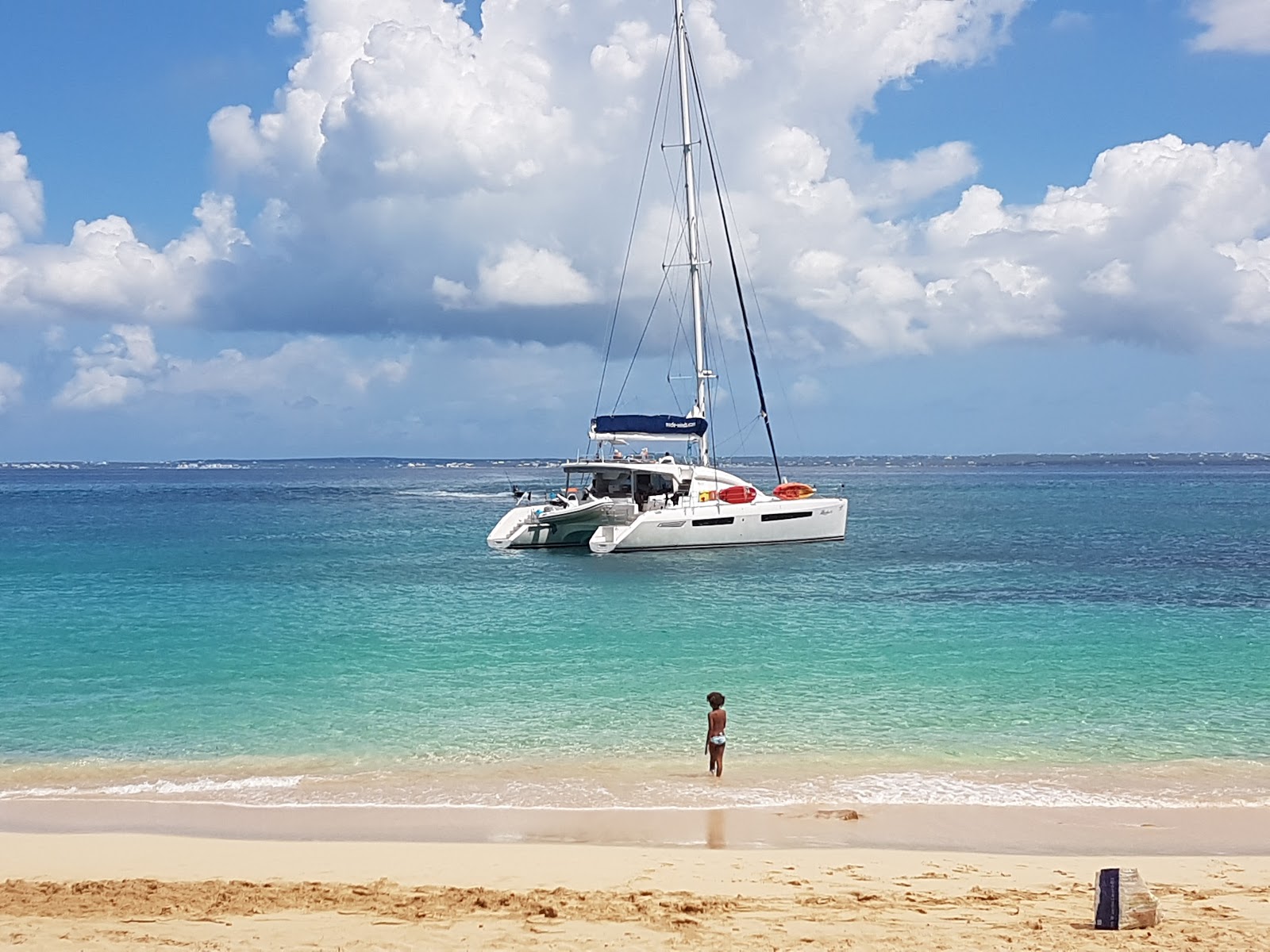 Photo de Plage de Happy Bay avec un niveau de propreté de très propre