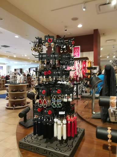 Charming Charlie, 13971 Town Center Blvd #500, Noblesville, IN 46060, USA, 