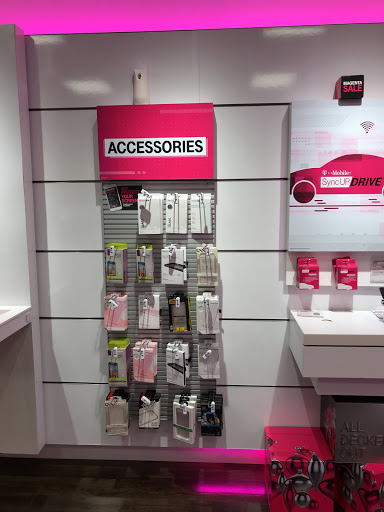 Cell Phone Store «T-Mobile», reviews and photos, 35020 Newark Blvd, Newark, CA 94560, USA