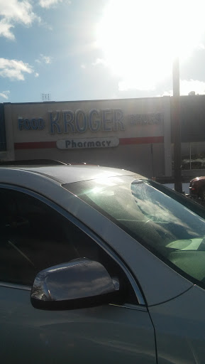 Grocery Store «Kroger», reviews and photos, 4080 E Blue Grass Rd, Mt Pleasant, MI 48858, USA