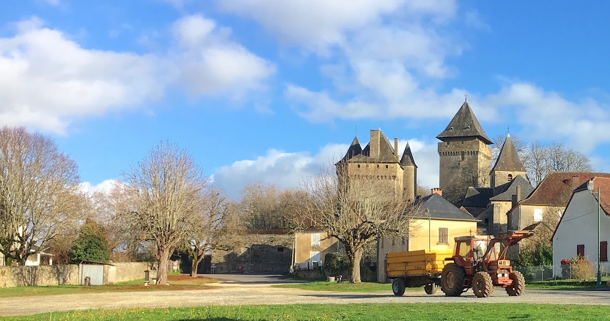 Voilà Villas France - Self Catering Holiday Rentals France à Badefols-d'Ans (Dordogne 24)