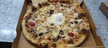 Pizza du Restaurant L'authentik à Le Mayet-de-Montagne - n°5