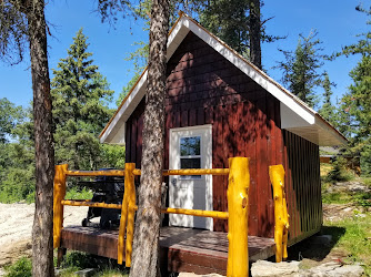 Kenora Bed 'n' Bale Cabin Rentals and Horse Motel