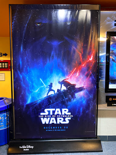 Movie Theater «UA Kaufman Astoria Cinemas 14 & RPX», reviews and photos, 35-30 38th St, Astoria, NY 11101, USA