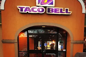 Taco Bell image