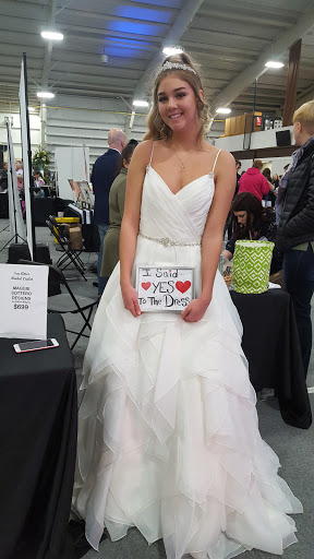 Bridal Shop «Sue Ames Bridal Outlet», reviews and photos, 202 N 10th St, Allentown, PA 18102, USA