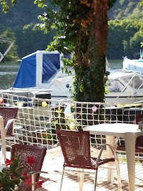 Atmosphère du Base de Caix, activités nautiques, restaurant, camping ️ et aire de camping-car à Luzech - n°9