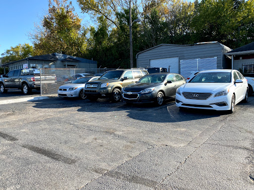 Used Car Dealer «Universal Auto», reviews and photos, 311 Murfreesboro Pike, Nashville, TN 37210, USA
