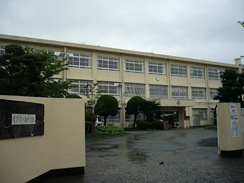 福岡市立多々良中学校