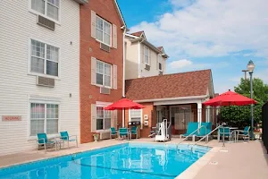 TownePlace Suites by Marriott Indianapolis Park 100 image
