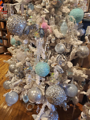 American Restaurant «Cracker Barrel Old Country Store», reviews and photos, 6175 McDonough Dr NW, Norcross, GA 30093, USA